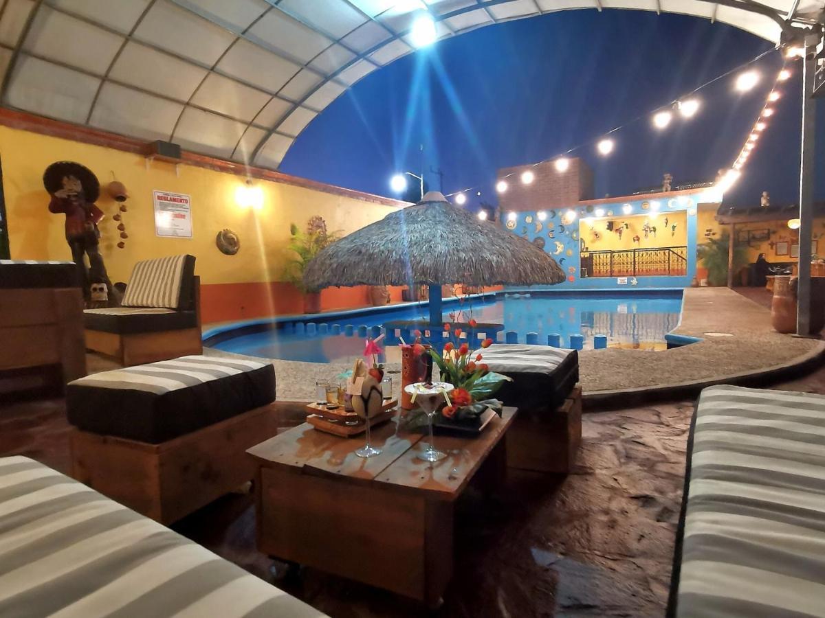 Hotel La Estancia Río Verde 外观 照片