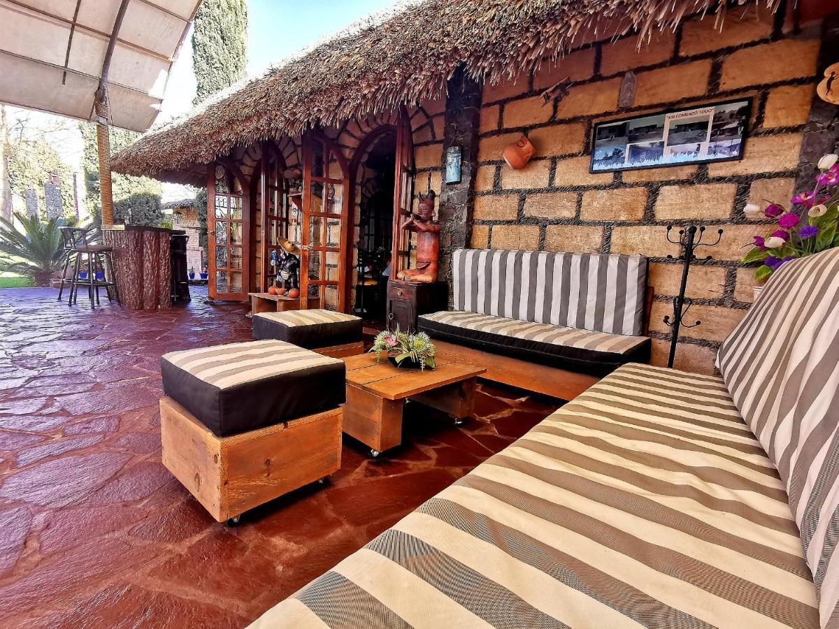 Hotel La Estancia Río Verde 外观 照片