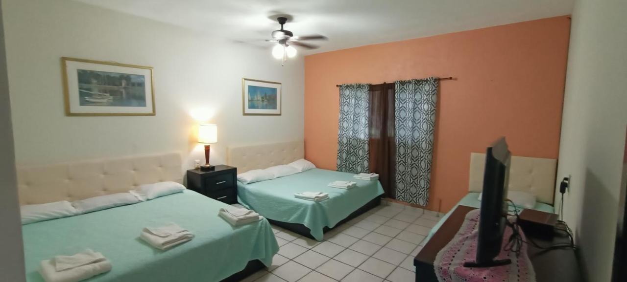 Hotel La Estancia Río Verde 外观 照片