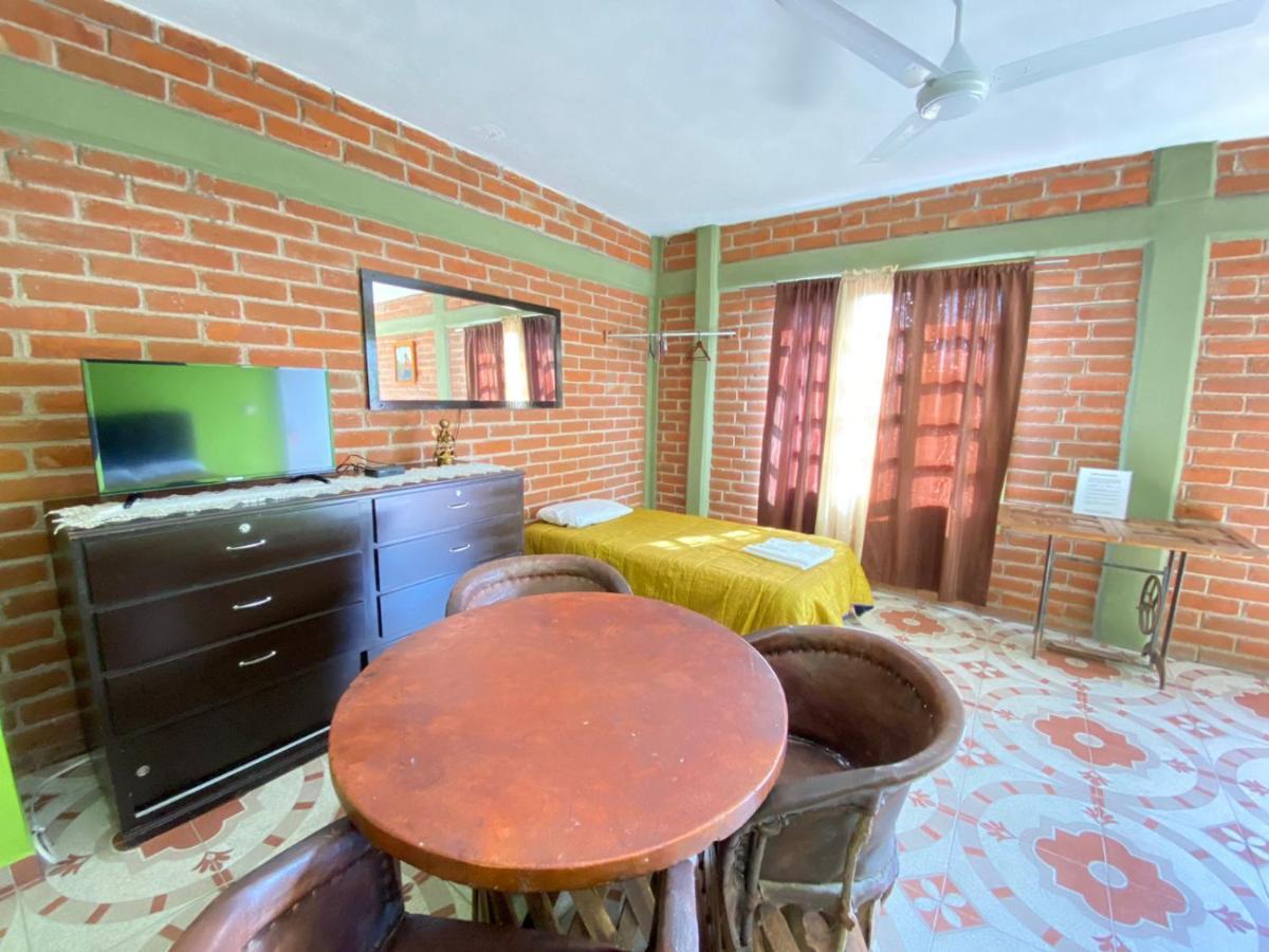 Hotel La Estancia Río Verde 外观 照片